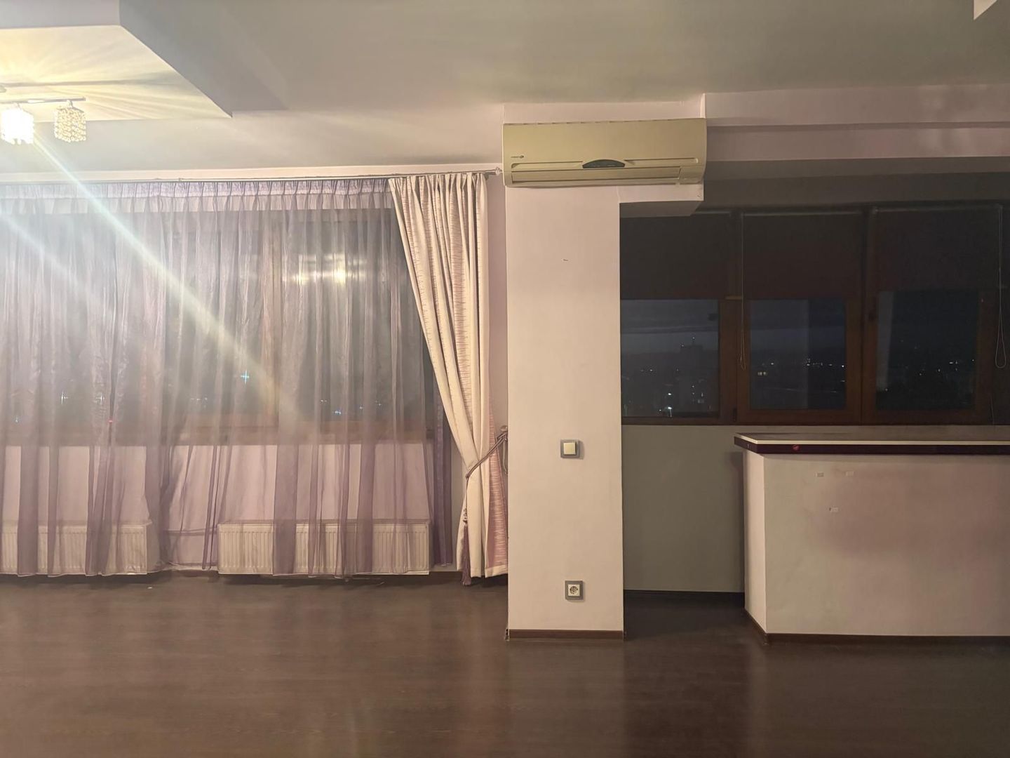 Apartament cu trei camere transformat in doua, Calea Grivitei - Poză 3