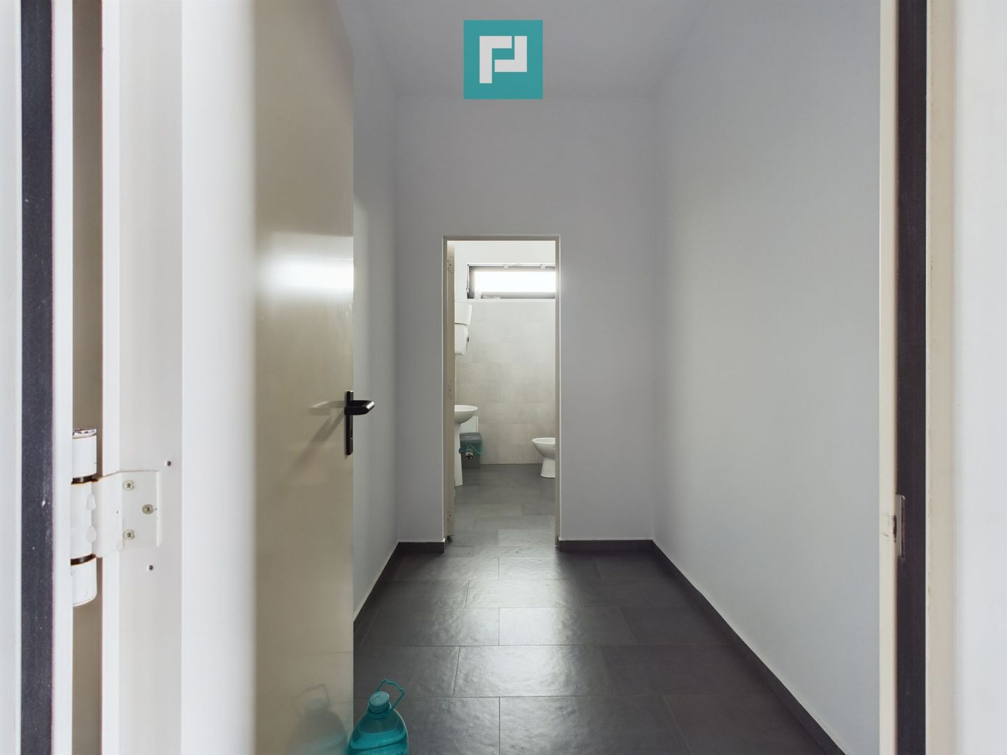 Hală industrială cu teren de 7330mp zona Aeroport - Poză 6