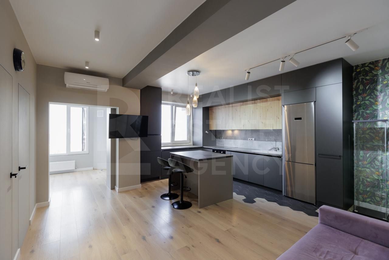 Chirie, apartament, 3 camere, str. Gheorghe Asachi, Telecentru - Poză 1