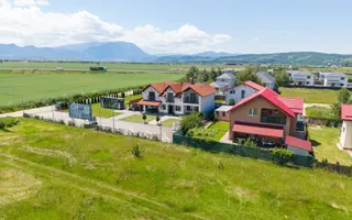 RASNOV| Cladire multifunctionala | 350 mp | Vad turistic si comercial - Poză 19