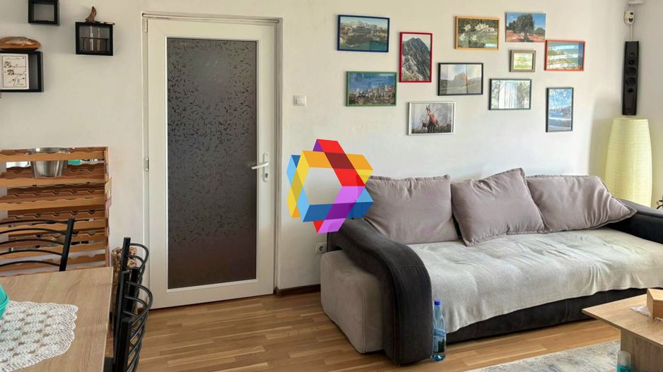 Apartament cu doua camere, zona Astra - Saturn, 50 mp - Poză 3