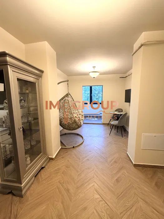 Nicolina - 2 Camere Decomandat - Etaj 3/4- Renovat Recent - 59Mp - Poză 5