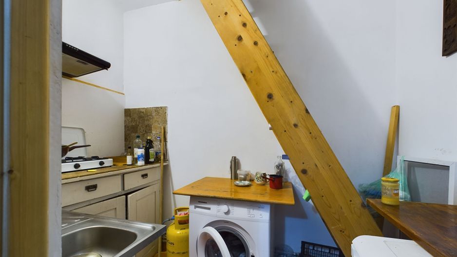 Apartament cu 2 camere în imobil central - Poză 9