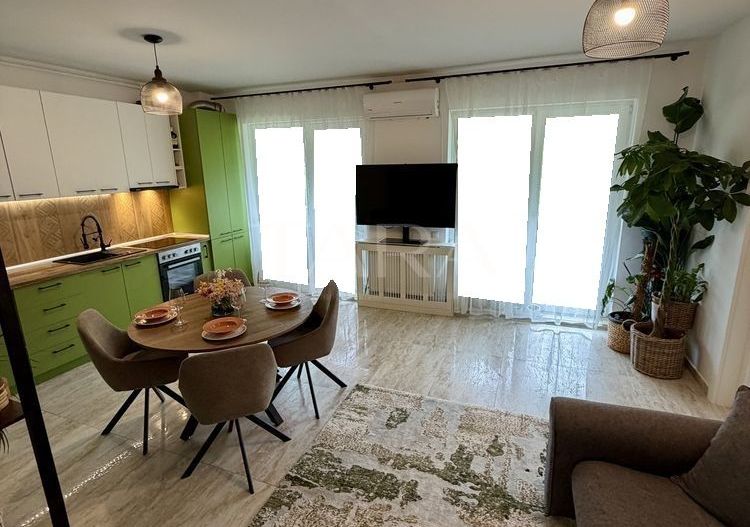 Apartament 2 camere cu terasă 18 mp și vedere spre pădure – Florești - Poză 1