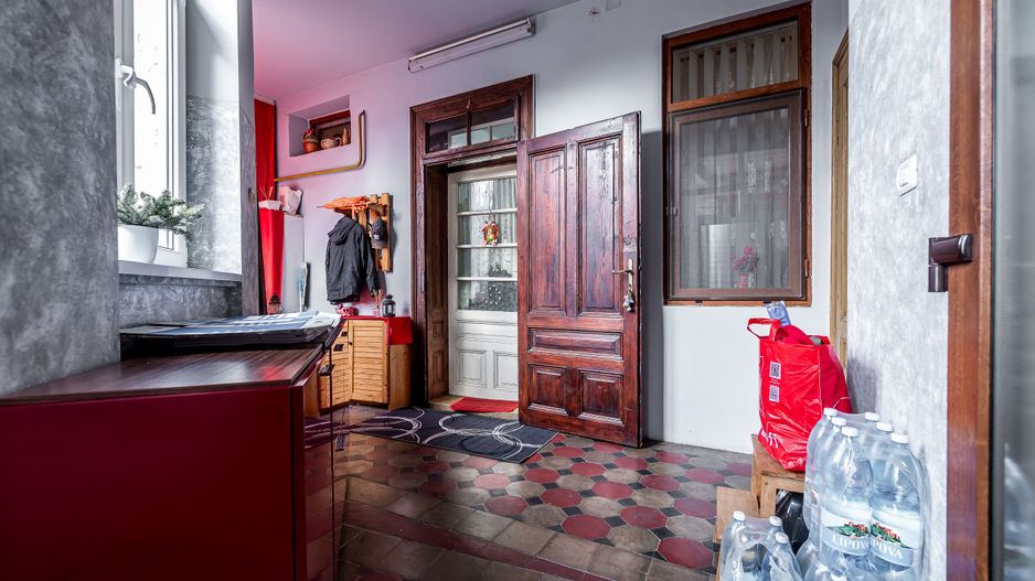 Apartament cu 3 Camere la Casă pe Strada I.L. Caragiale, Arad - Poză 5