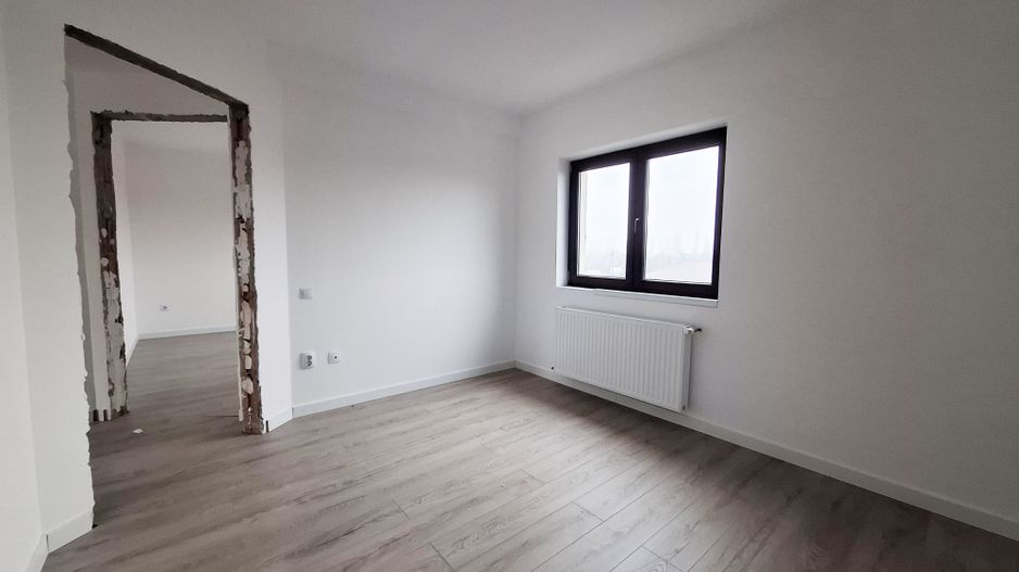 Casa P+1E+M, cu 5 camere, zona Rudului - Poză 11