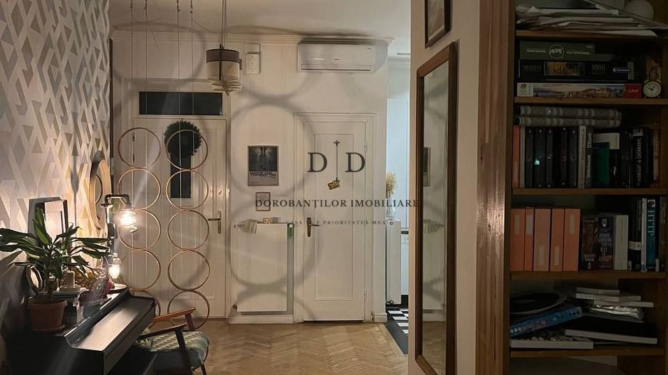 Apartament cu 3 camere de vanzare | zona strazii Horea | Semicentral - Poză 2