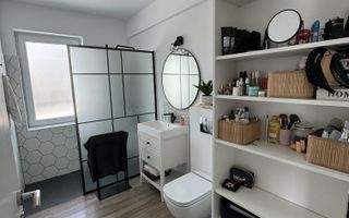 Penthouse modern cu terasă generoasă și parcare subterană. - Poză 6