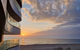 Apartament LUX***Vedere catre MARE***Complex cu piscina//MAMAIA - Poză 1