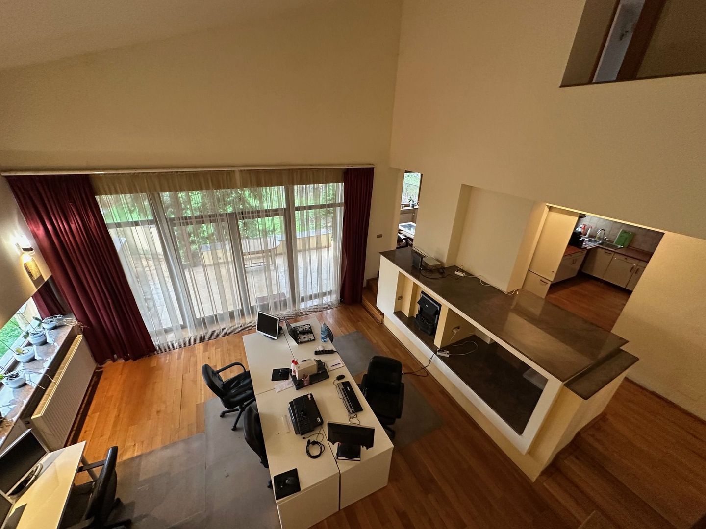 Casă / Vilă cu 6 camere în zona  Calea Aradului - Poză 25