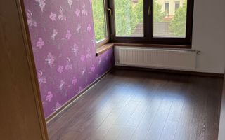 Casa individuala frumoasa si spatioasa in Giroc - Poză 11