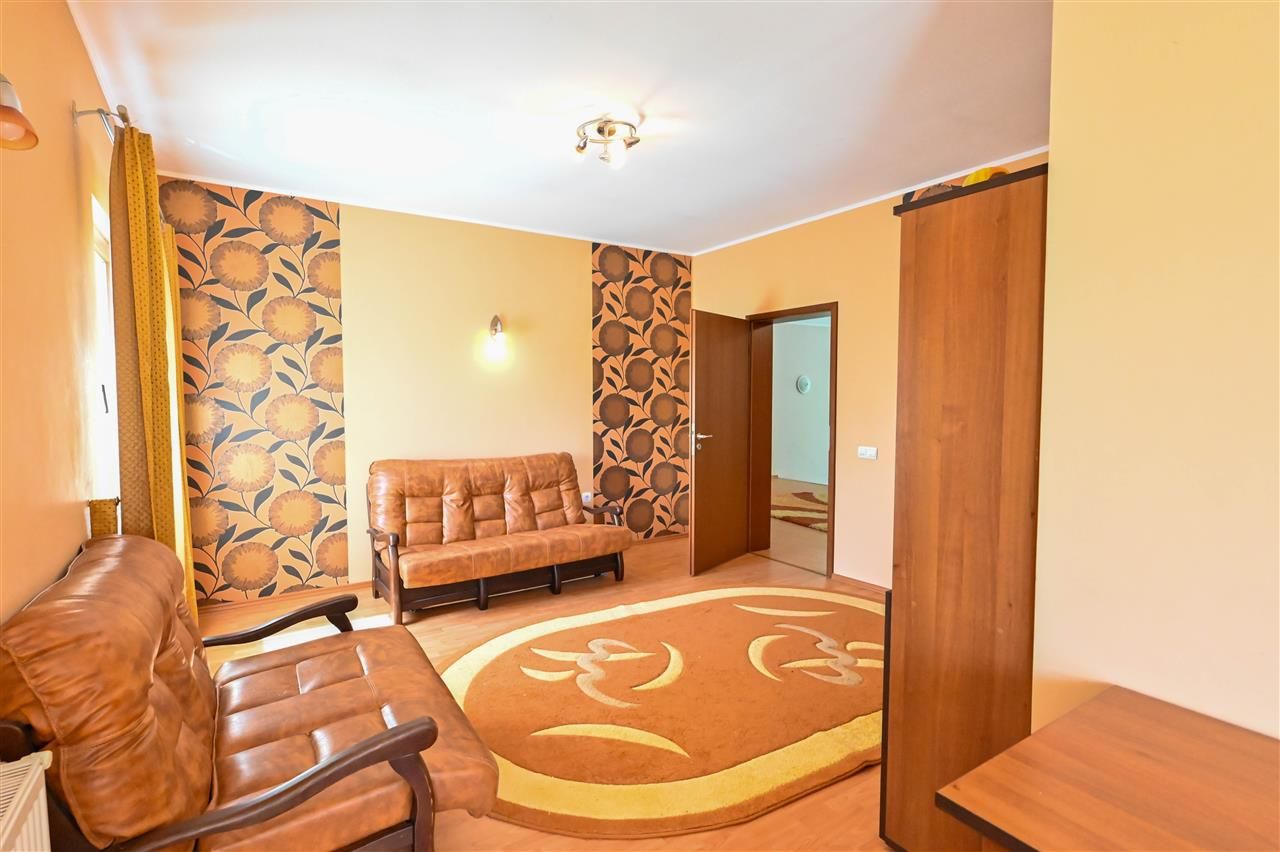 Vila cu 1.500 mp teren, gradina amenajata, linistita zonare,  Halchiu, Brasov - Poză 7