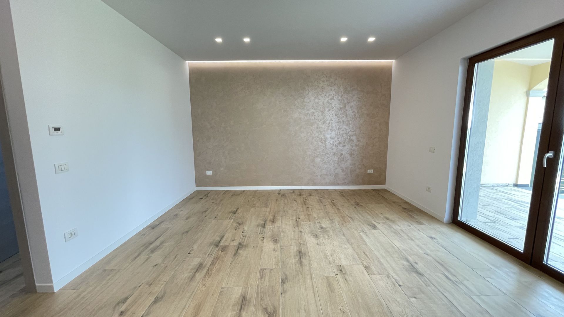 DUPLEX CU FINISAJE DE EXCEPTIE IN DUMBRAVITA - Poză 4