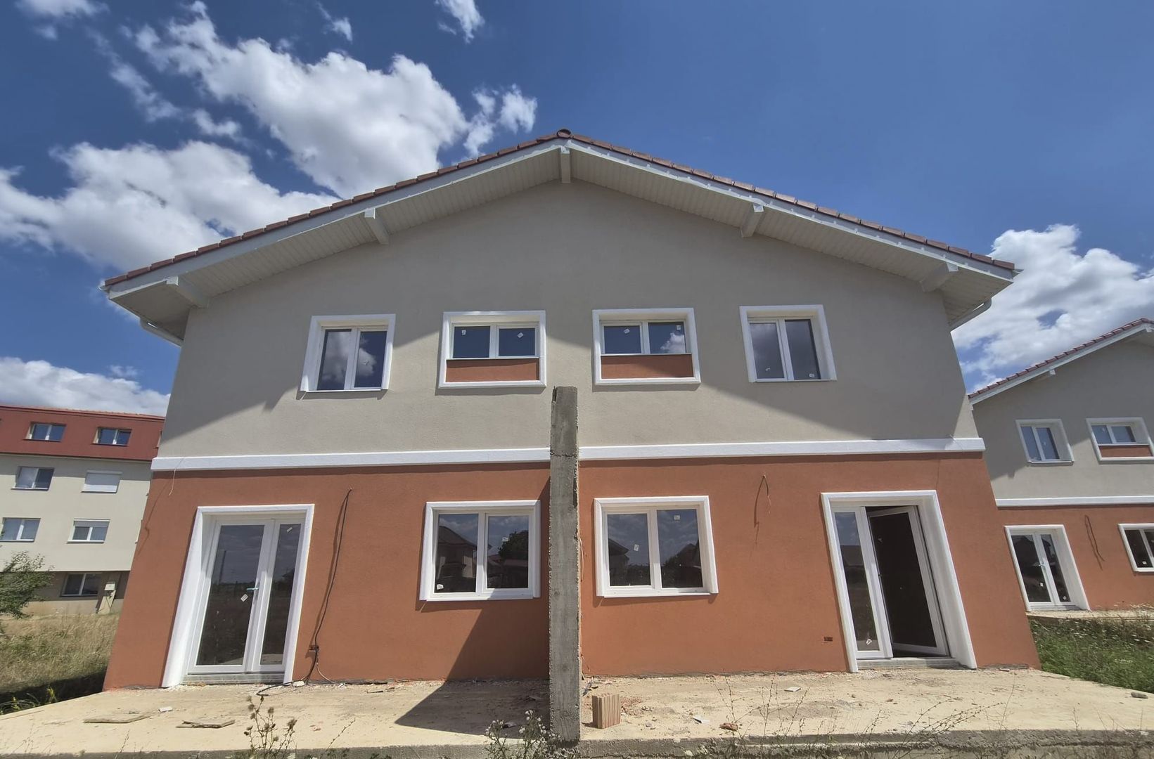 Casă Tip Duplex în Giroc – Confort, calitate și curte generoasă - Poză 1