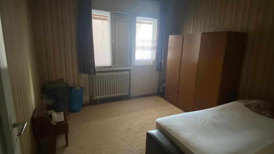 BRASADAS vinde ap cu 3 cam și garaj Piata Mare. - Poză 3