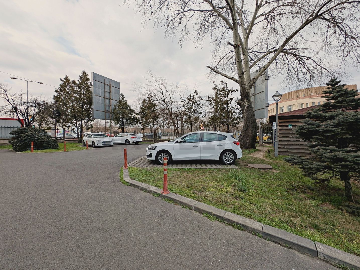 Zero comision, 75-186mp birou mobilat, pret promotional, Splai Unirii - Poză 13