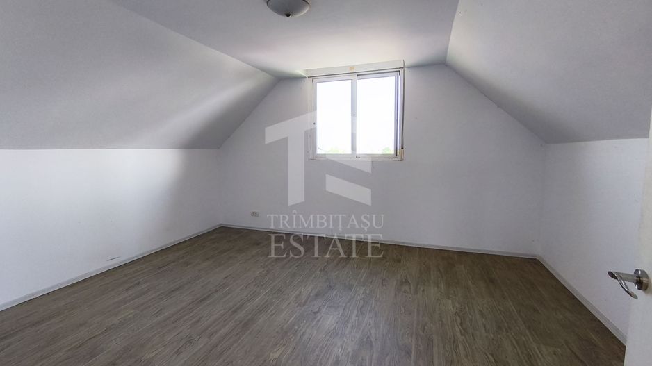 Casa cu 4 camere cu teren de 14,340 mp + platforma de beton cu hala - Poză 7