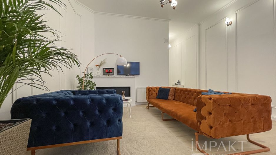 Apartament spectaculos cu 3 camere ultracentral - Poză 2