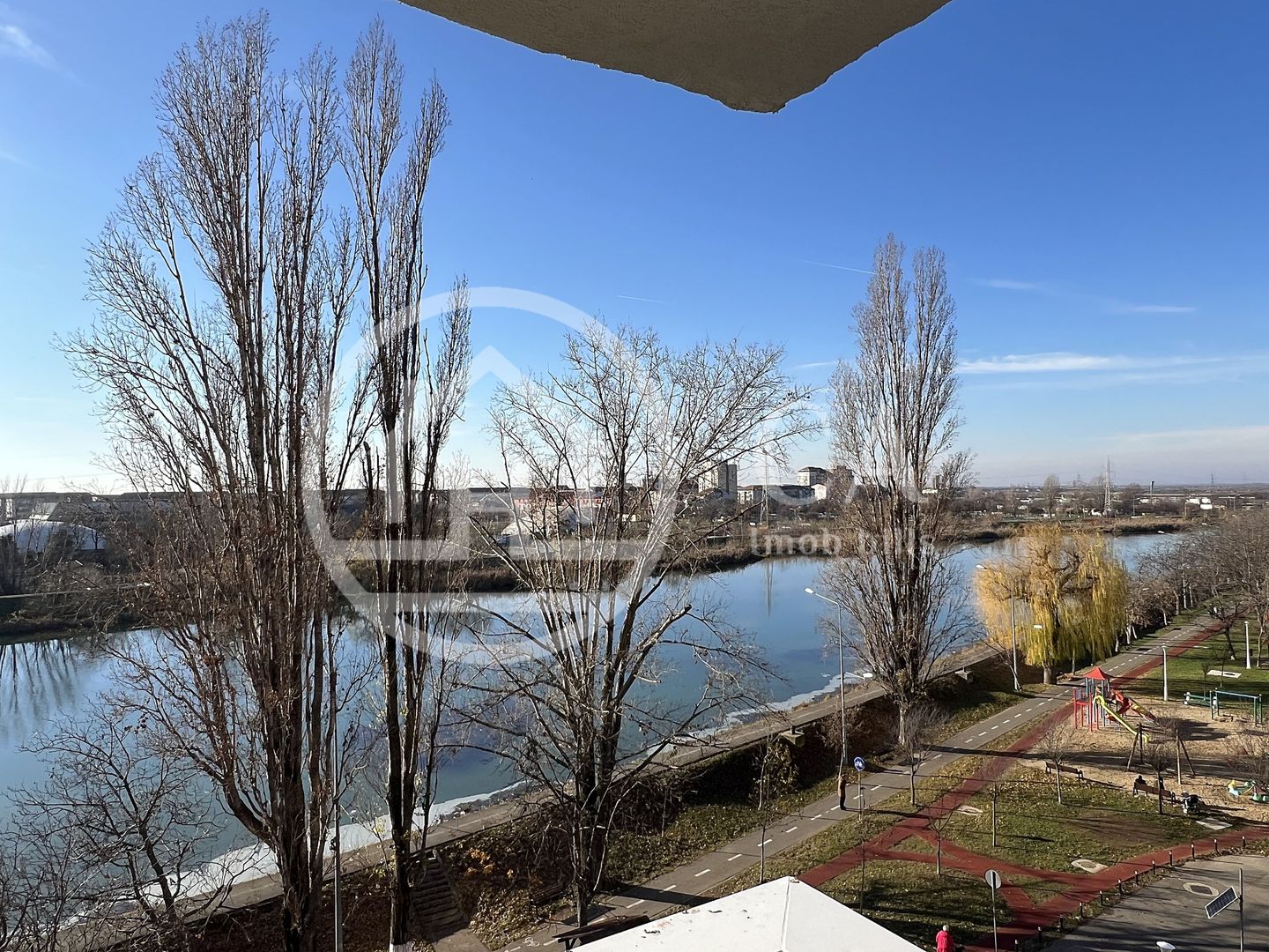 Apartament modern cu 2 camere de vanzare in zona Sovata, Dacia, Oradea - Poză 8