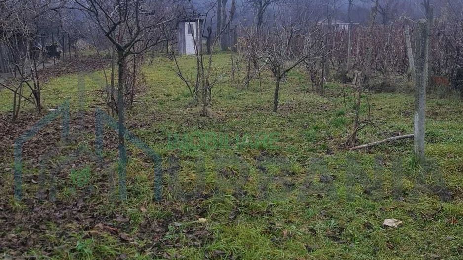 teren + casa batraneasca satul Hilita com Costuleni intravilan - Poză 4