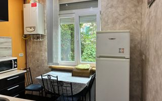 Garsonieră / Brașovul vechi / Perfectă pentru studenți - Poză 4