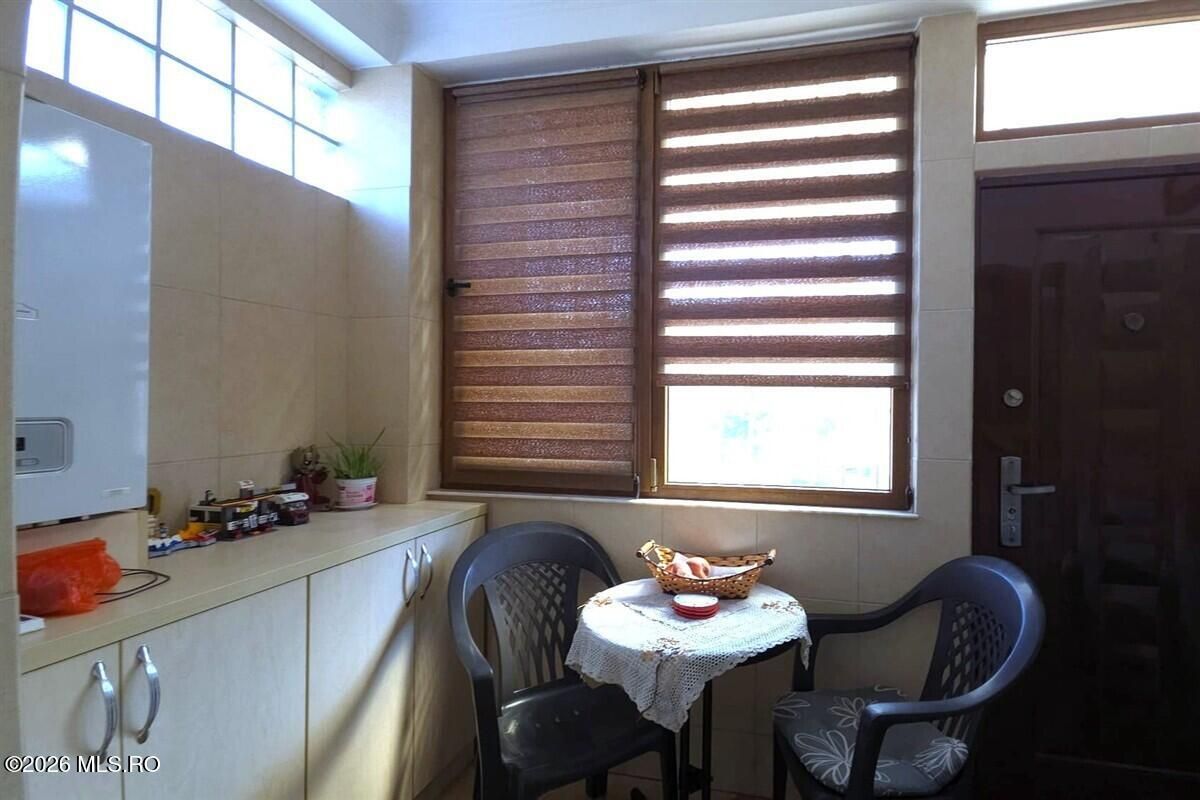 Techirghiol - Centru, casa tip duplex P+M, lot 293 mp si 154 mp utili! - Poză 30