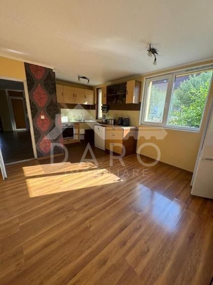 Casă de vânzare, teren 1040 mp - Poză 6