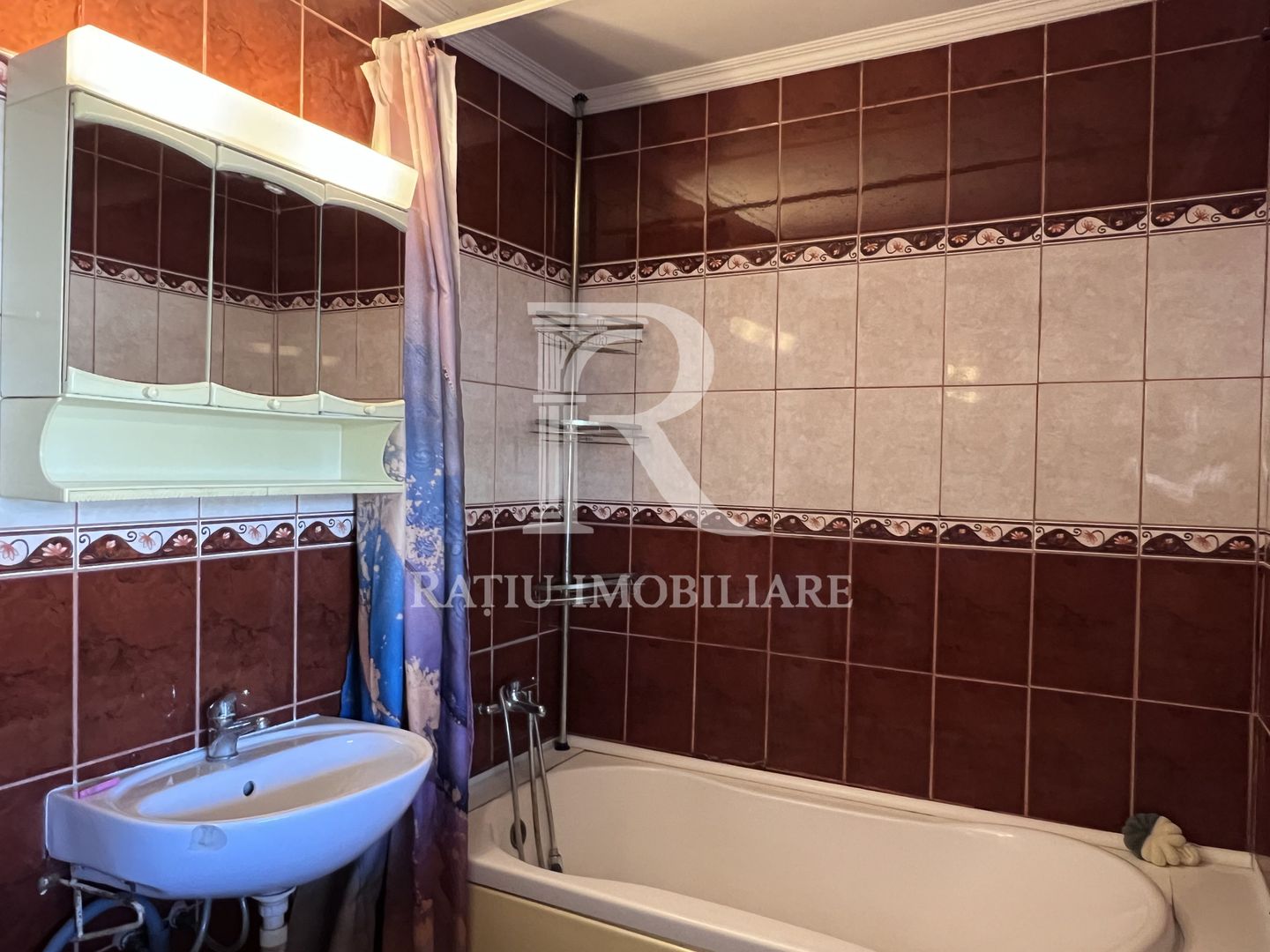 Casa cu 4 camere de inchiriat | Parcare acoperita | Tokai | Oradea - Poză 14