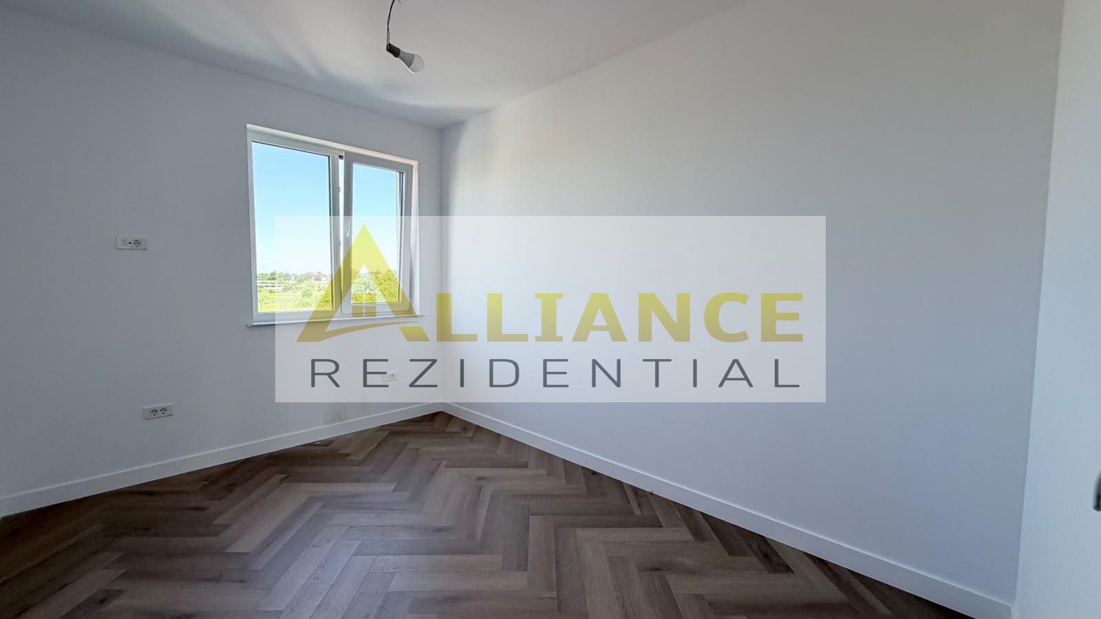 Casa Individuala - 4 camere - 3 bai - 310mp teren - Poză 7