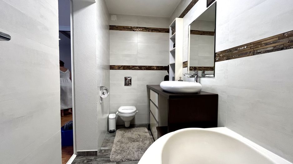 Apartament 2 camere, modern, zona Central- Medicina - Poză 15