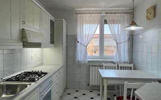 Apartament cu 3 camere | Gheorghe Magheru | Central | Oradea - Poză 9