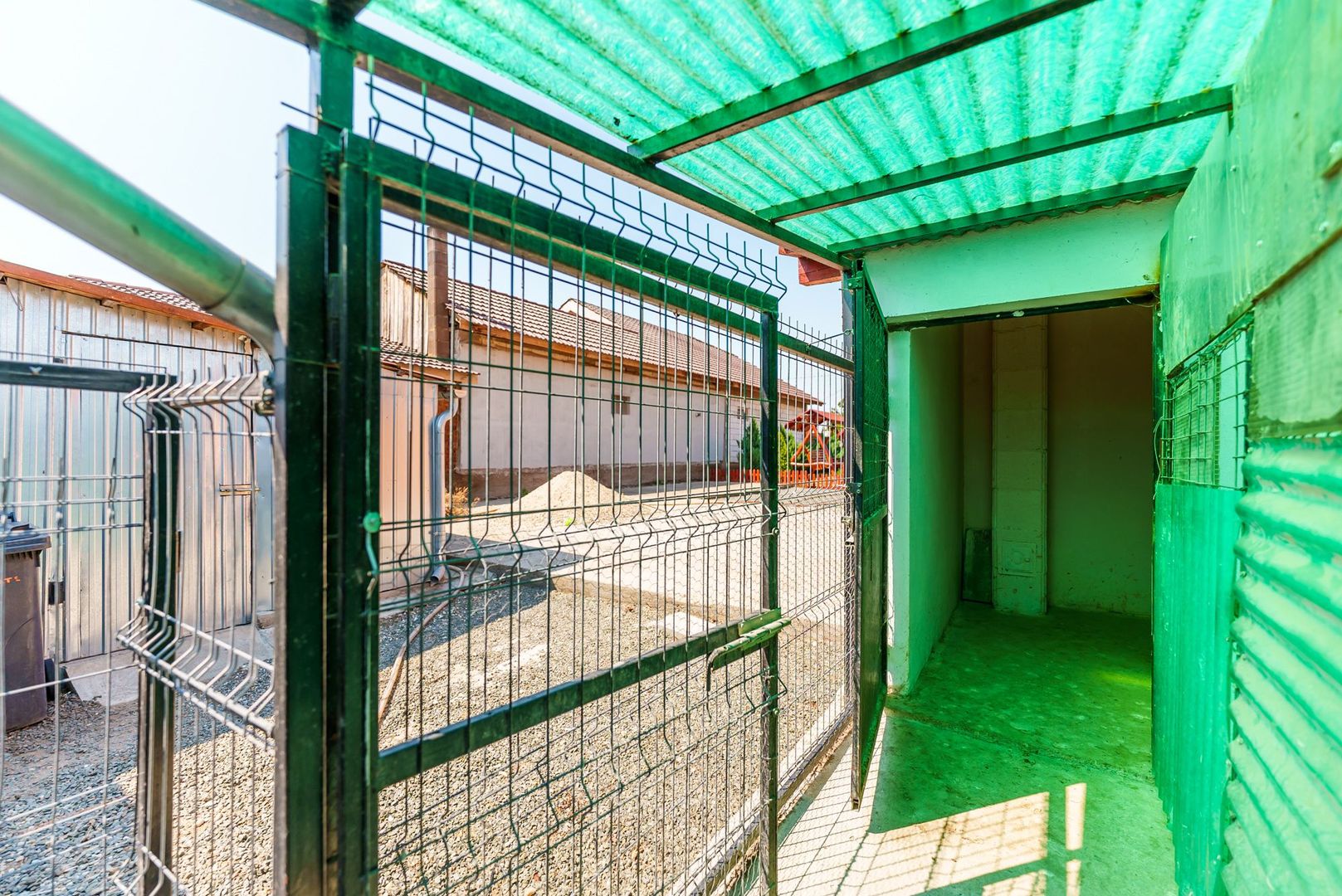 Casă spațioasă la sol în Macea - Poză 36