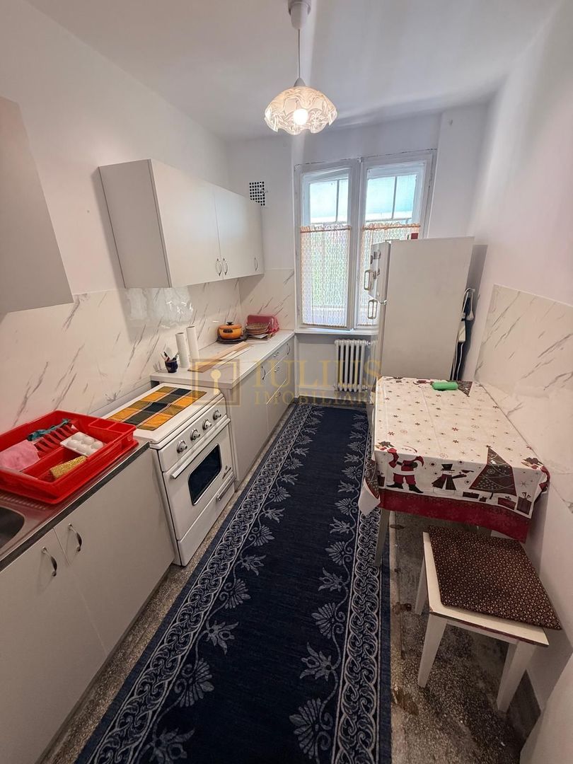 2 camere| cu vedere catre Bega-zona superba| apartament frumos, costuri mici| - Poză 9