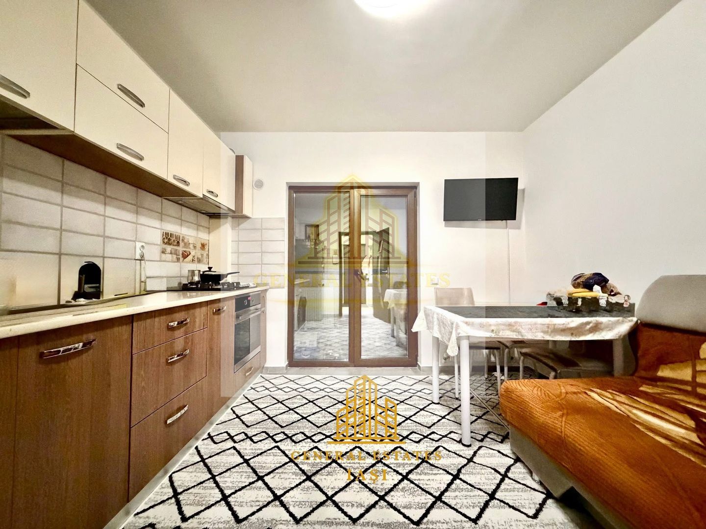 Vânzare apartament 2 camere, la cheie | Valea Lupului - Poză 12