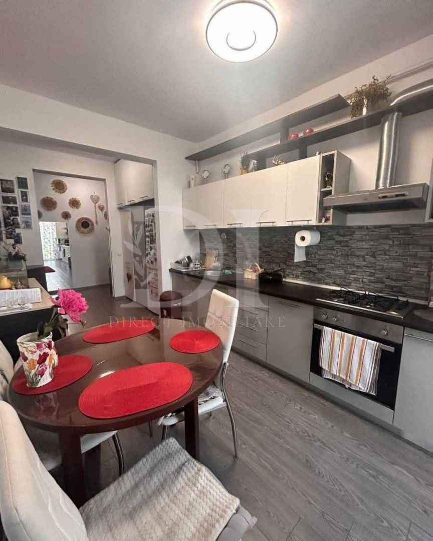 Apartament de vanzare / Strada Porii/ Floresti - Poză 2