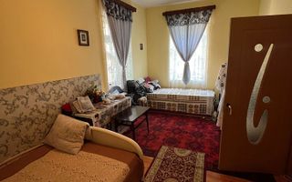 De Vanzare Casa Cu 3 Camere 100 Mp+Teren, Zona Centrala, Pret 75000 Euro!!! - Poză 1