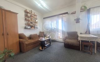 Apartament tip mansarda cu balcon, mobilat-utilat, Valea Aurie - Poză 8