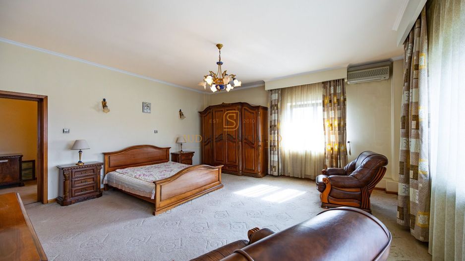 Vila impresionanta D+P+E+M | 500+ mp | teren 2652 mp | piscina - Poză 19