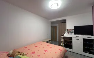 Apartament 3 camere,  decomandat - Poză 11
