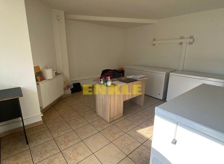 Spatiu comercial , suprafata de 137 mp,zona Grivita,pret 2200 euro neg - Poză 3