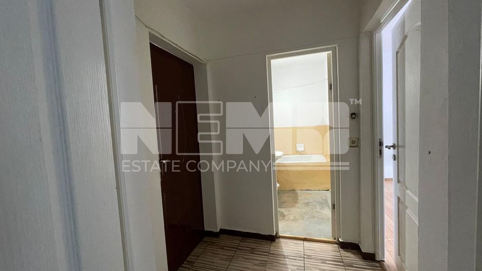 GARSONIERA SPATIOASA CU BALCON INCHIS | ZONA LINISTITA | RADAUTI - Poză 6