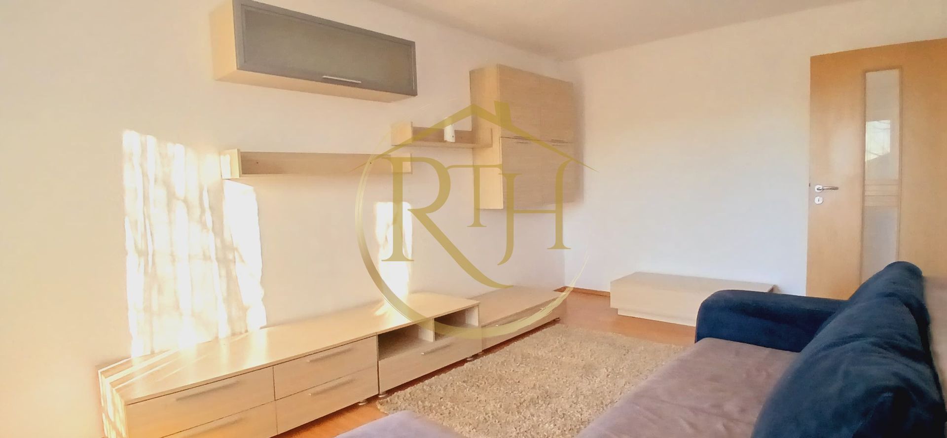 Oferim spre vanzare apartament cu 3 camere, decomandat,  zona Lipovei - Poză 1