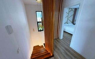 Casă individuala cu piscină si priveliste panoramica, zona Dezmir - Poză 14