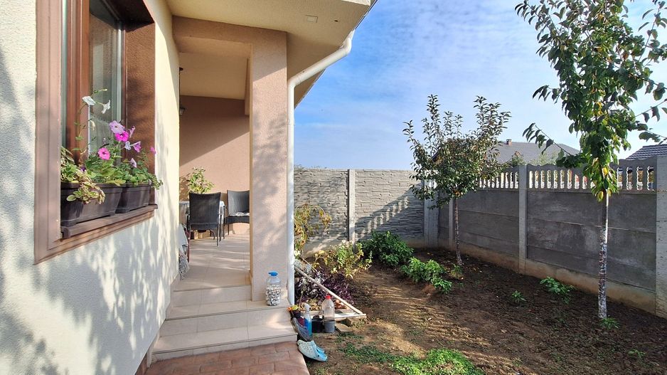 Duplex parter cu teren de 343mp - Poză 25