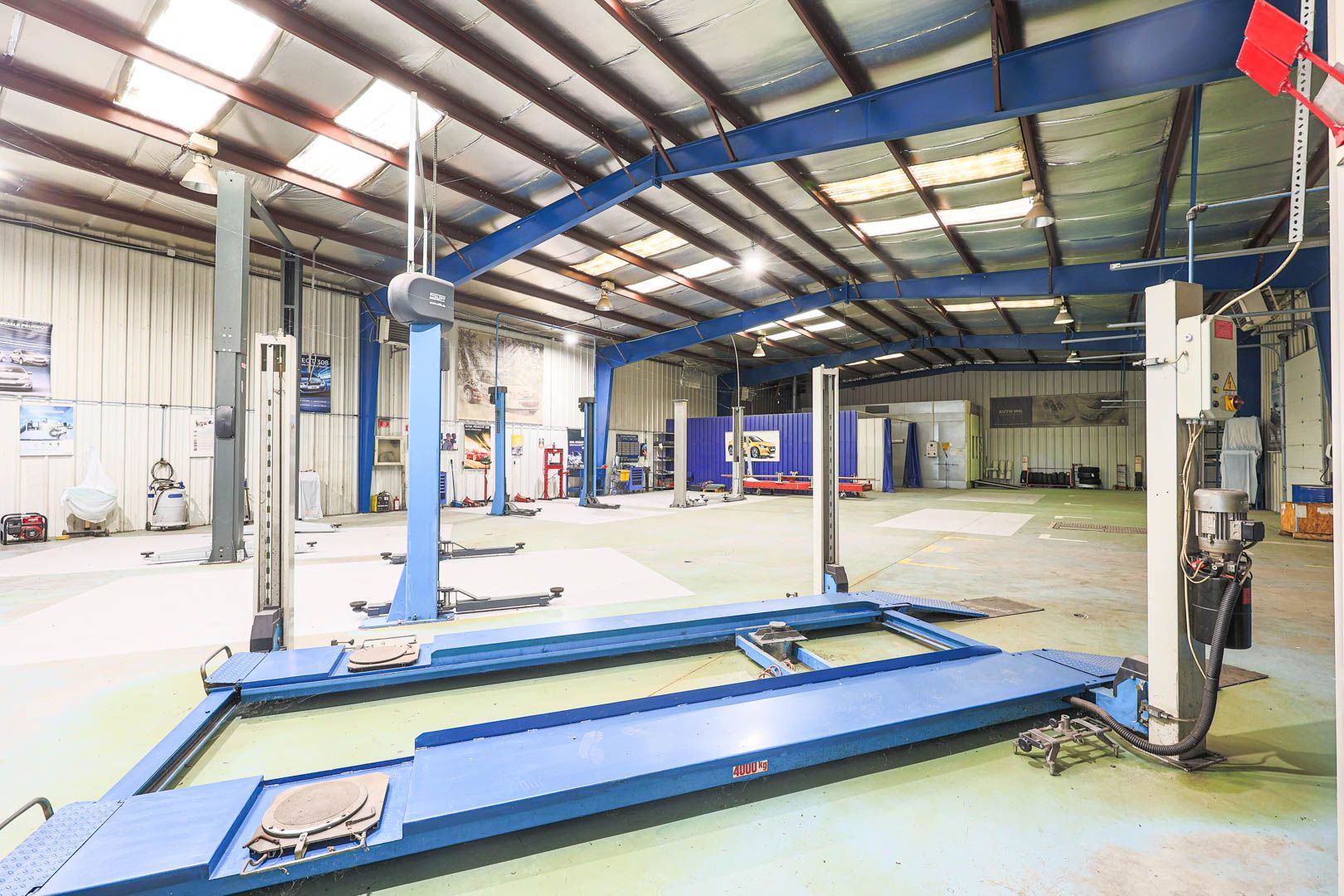 Reprezentanță auto de vânzare – Arad, Zona Industrială Micalaca Est - Poză 13