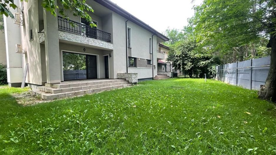 NOU Listata || Vila Iancu Nicolae || Curte -Gated Community - Poză 3