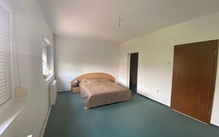 Casa de vânzare/închiriere zona Lunei - Poză 13