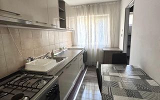 Apartament 3 camere de vanzare - Traian - Etaj intermediar - Poză 4