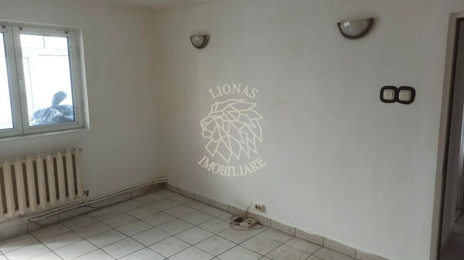 Apartament 3 camere 70 mp+balcon 4 mp- Zona Independentei - Poză 1