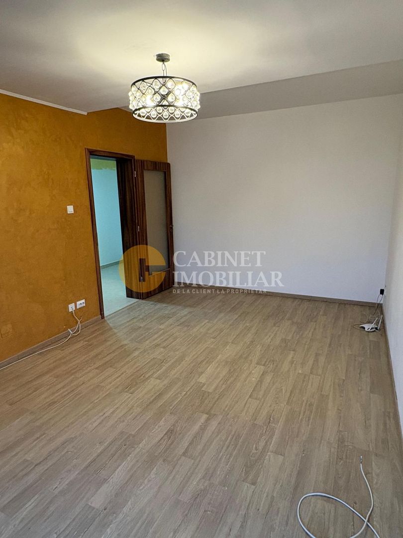 2 CAMERE DECOMANDAT-52 MP-ETAJ 3- PARCARE - ZONA POITIERS - Poză 6